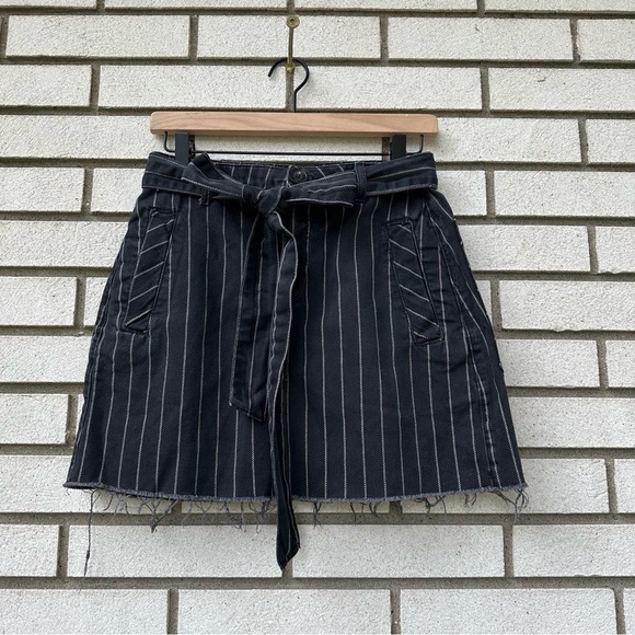Urban Outfitters UO Pinstripe Paperbag Skirt Washed Black Denim - Picture 5 of 15